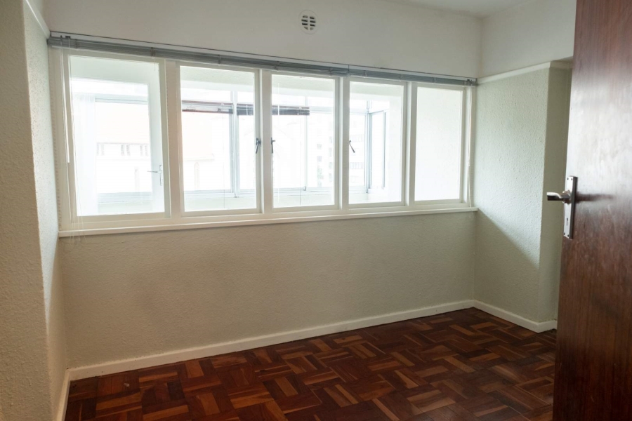 To Let 2 Bedroom Property for Rent in Sea Point Western Cape